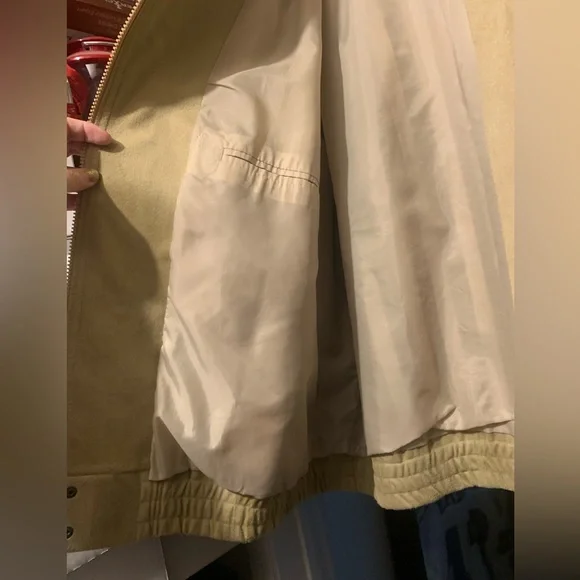 Jacket - Picture 4 of 4